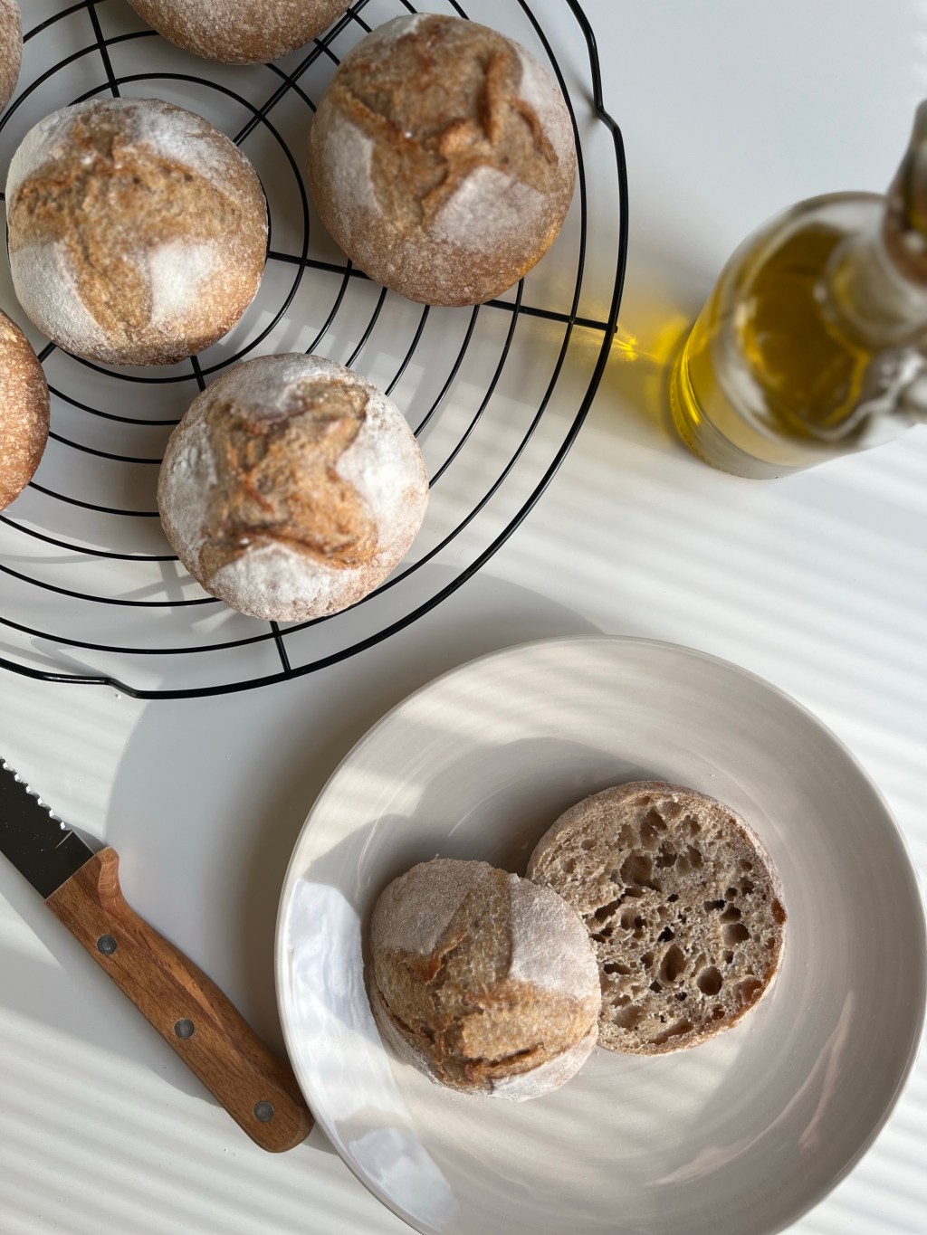 Bollitos de masa madre con harina&nbsp;integral
